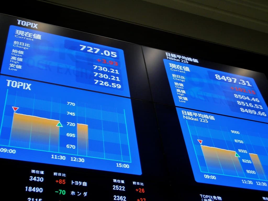 Las acciones le ganan a la cripto en su propia casa: 25.100 millones en activos reales en Hyperliquid y su ticker estrella es un chipero coreano