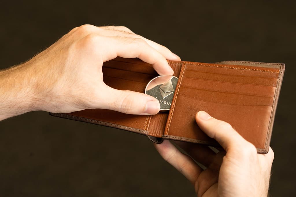 Cómo hacer staking de Ethereum: las cuatro vías, lo que paga cada una y los 43 días que nadie te avisa