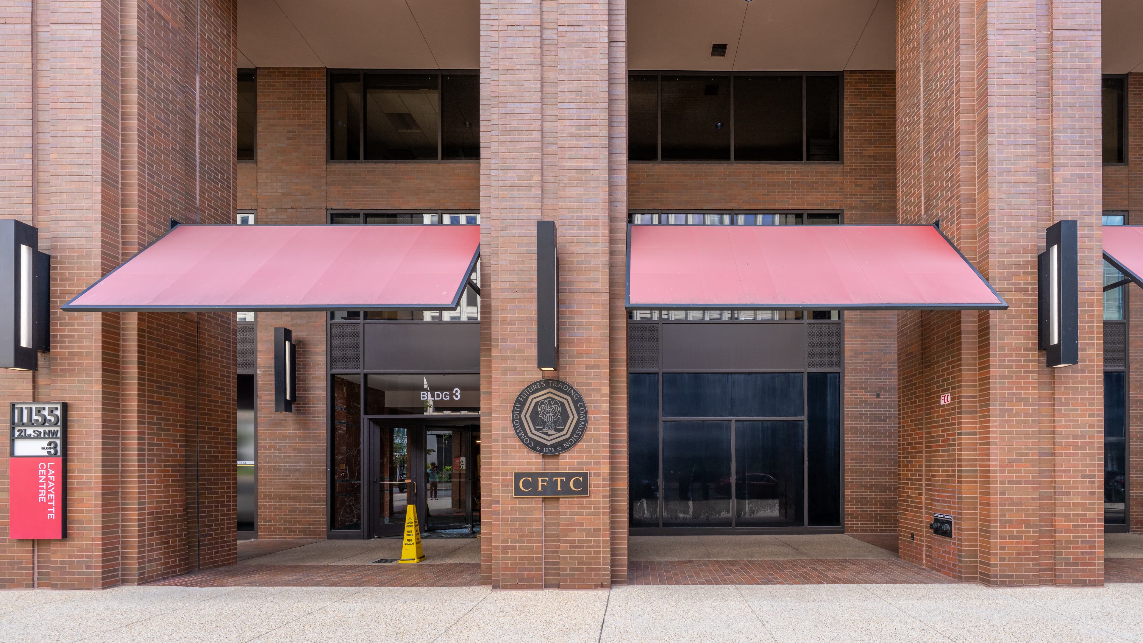 Norma cripto de la CFTC: bitcoin sube 5,9% por un texto en fase previa que no obliga hasta 2027