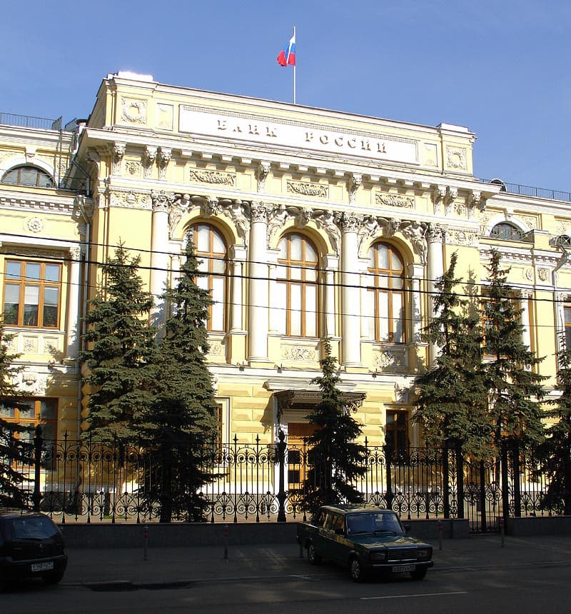 La ley cripto de Putin llama casa de cambio a quien haga dos operaciones de 0,68 bitcoins, y ser una legal cuesta 2,9